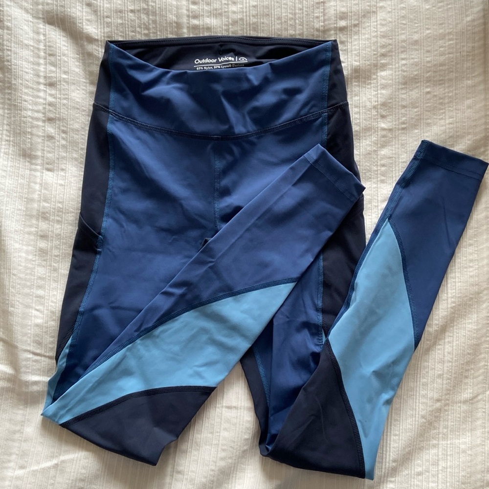 NWT Outdoor Voices Zoom Leggings - Small